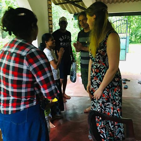 Punkalasa Tourist Lodge Anuradhapura Eksteriør billede